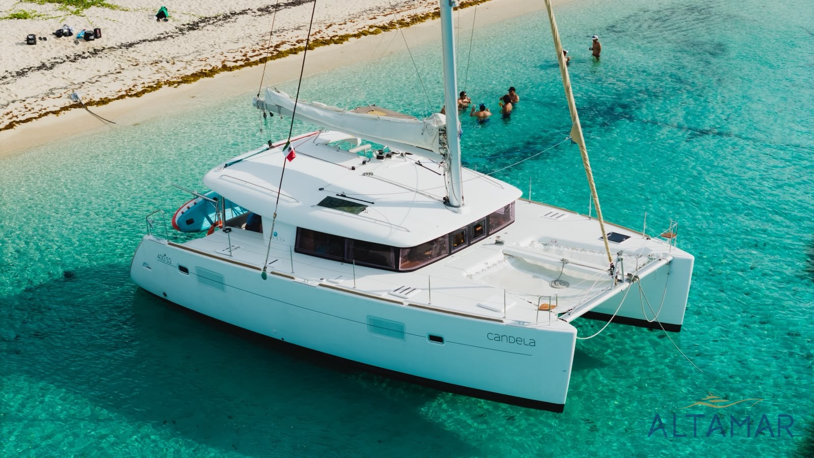 Candela - 40 ft Lagoon